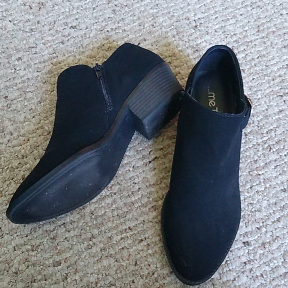 black low heel boots